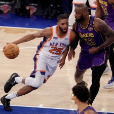 爱游戏-球队战术调整，或将出现新的战术体系()